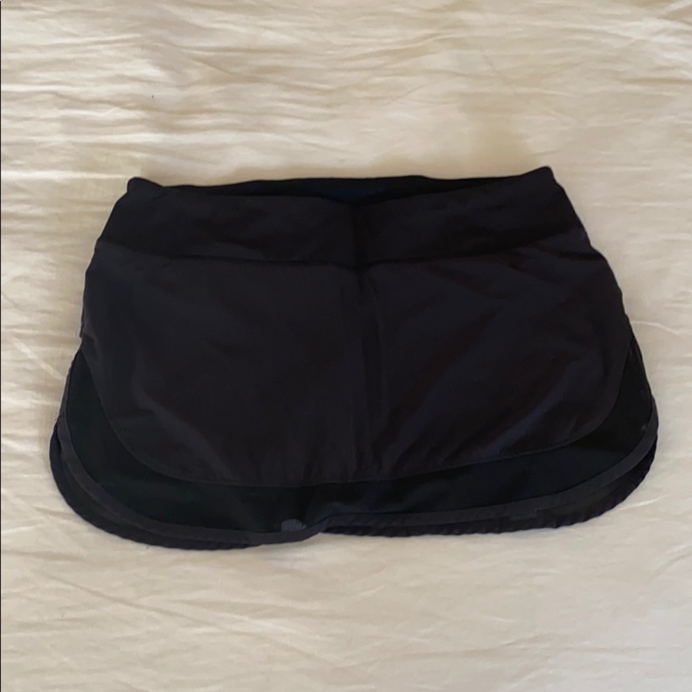 Lululemon Hotty Hot skirt